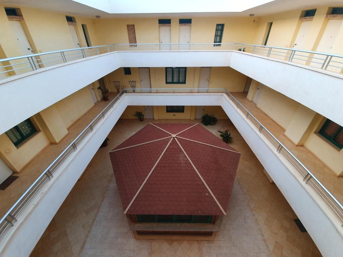 Holiday Properties Commercial Center Santa Maria Exteriör bild